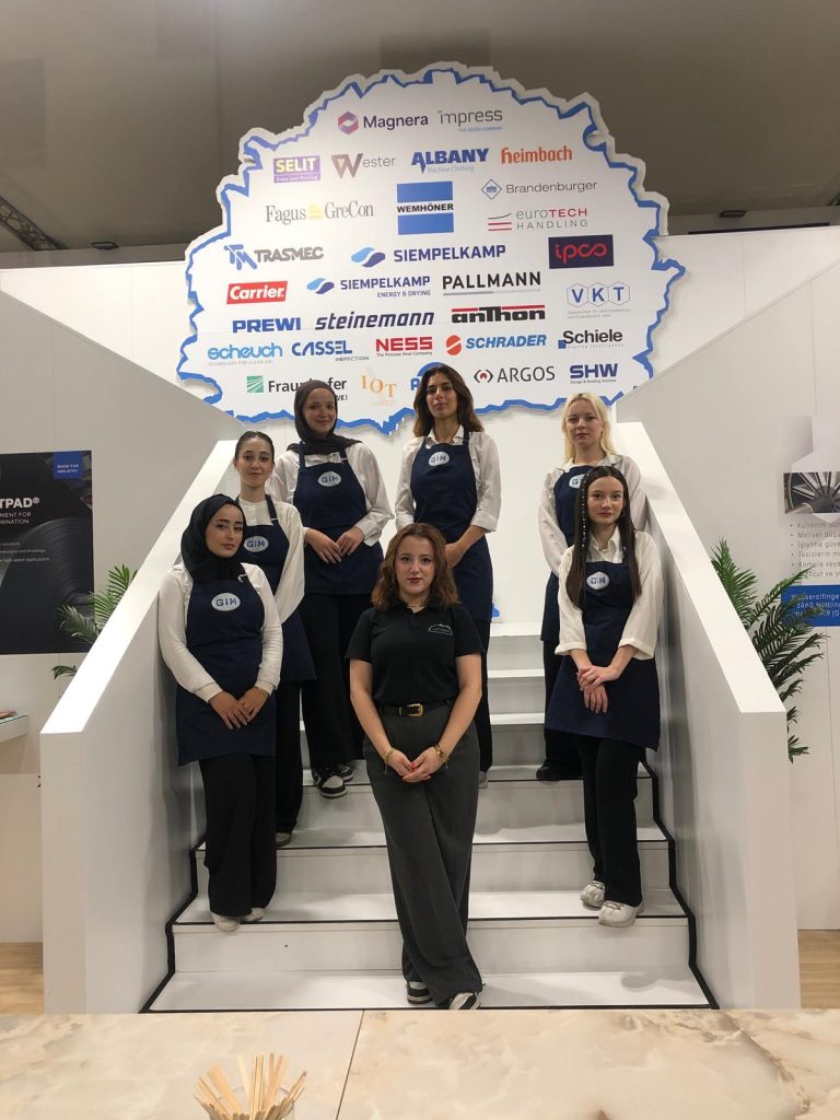 servis hostesi istanbul